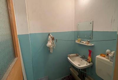 Apartament cu 3 camere decomandat în Tei - 7