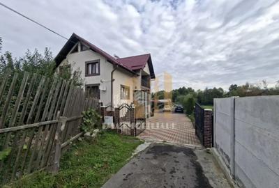 Casă cu 5 camere cu Canalizare în Vulcan - 2