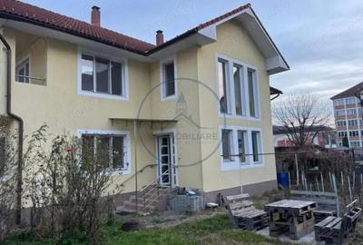 Casa de Vanzare zona Stefan Cel Mare - 1