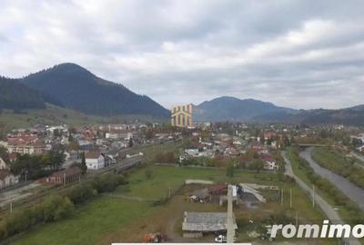 Teren de 9711 mp, în Câmpulung Moldovenesc - 2