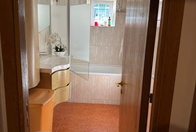 Brancoveanu , 3 camere , centrala termica proprie si loc de parcare - 7