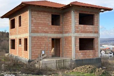 Casă cu 4 camere cu Teren 180 Mp în Apahida - 1