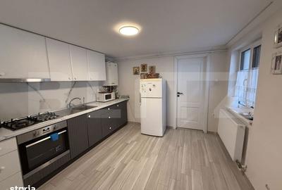 Casă cu 4 camere cu Teren 452 Mp în 14 Mai - 9