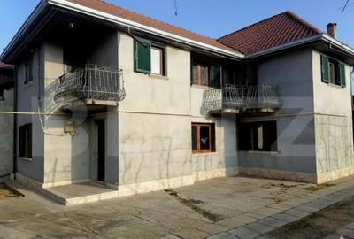 Casă cu 3 camere cu Teren 771 Mp în Micro 11