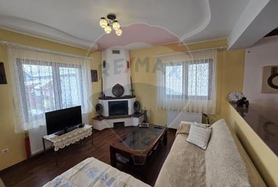 CASĂ SPAȚIOASĂ ȘI PRIMITOARE ÎN CENTRUL ORAȘULUI  AVRIG JUD,  SIBIU - 25