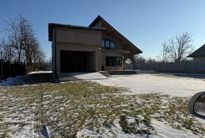 Casă individuală cu 5 camere cu Teren 1600 Mp în Ciochina - 4