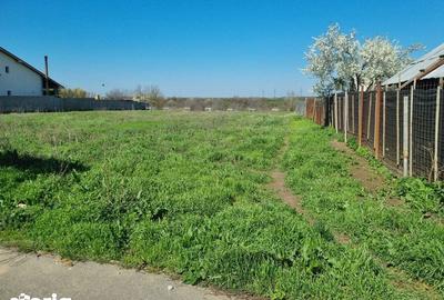 Teren de 452 mp, în Central - 1