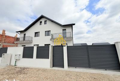 Casă cu 4 camere cu Teren 200 Mp în Central - 3