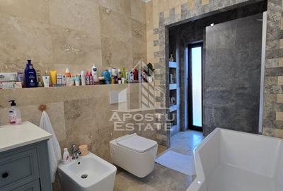 Casa individuala deosebita cu 5 camere, 3 bai, demisol si garaj, Sag - 41