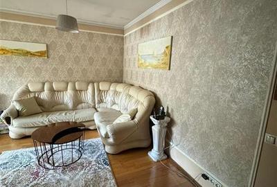 Apartament 3 camere 2 balcoane  zona Strand - 2