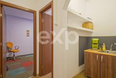 Apartament cu 5 camere decomandat în Astra - 19