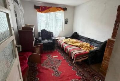 Casă cu 4 camere cu Teren 1400 Mp în Central - 3