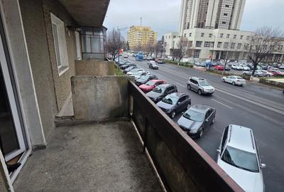 Vand apartament 2 camere Bld Decebal - 8