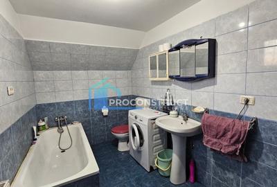 Casă cu 6 camere cu Canalizare în Ronaț - 19