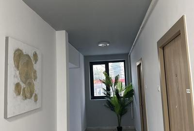 Spațiu comercial, în Central - 2
