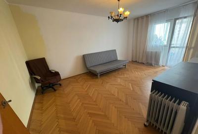 Apartament cu 2 camere decomandat în Văcăresti - 5