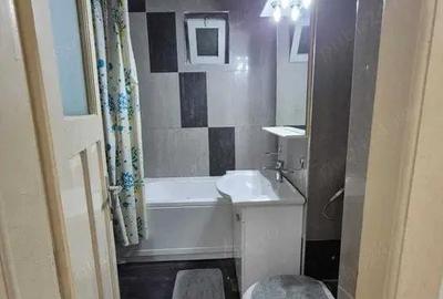 Apartament cu 3 camere decomandat în Central - 6