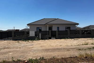 Casa individuala cu 4 camere de vanzare in localitatea Sag, zona Manastire - 1