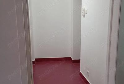 Apartament cu 2 camere semidecomandat în Micro 1 - 6