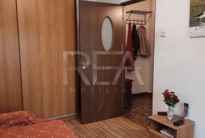 3 camere 4/4, bloc 1985, Veteranilor-Orsova. - 5