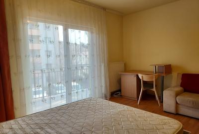 Apartament cu 2 camere decomandat în Central - 2