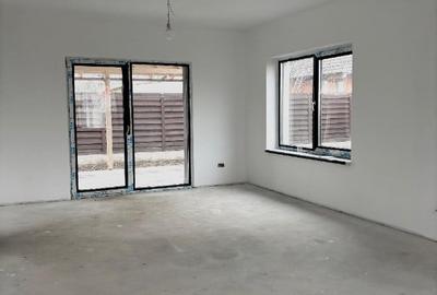 Casă cu 4 camere cu Teren 400 Mp în Berceni - 6