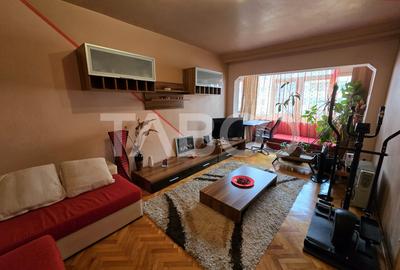 Apartament cu 2 camere decomandat, mobilat în Vasile Aaron