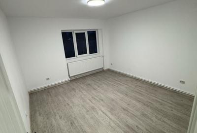 Apartament cu 3 camere decomandat în Central - 2