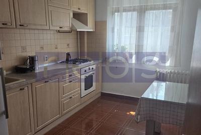 Apartament cu 3 camere decomandat în Cișmigiu
