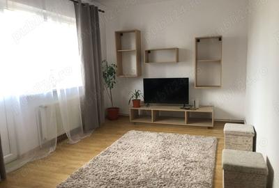 Dau in chirie apartament 3 camere 400 - 8