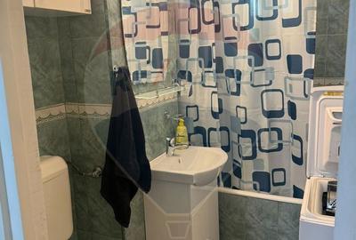 Apartament cu 2 camere decomandat în Astra