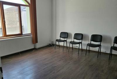 Spațiu comercial, de 41 mp, în Central - 2