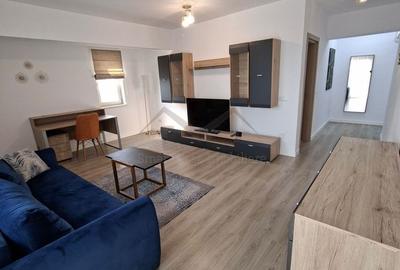 Apartament cu 2 camere decomandat în Galata