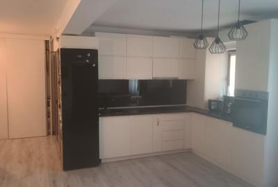 Apartament cu 3 camere semidecomandat în Florești - 15