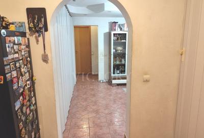 APARTAMENT || 3 CAMERE || CRANGASI - 10