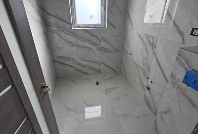 Garsonieră decomandată în Haliu - 5