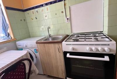 Apartament 2 camere decomandat, 52 mp, Trivale Etaj 4 4 Bloc 11 Bulevardul Libertatii - 4