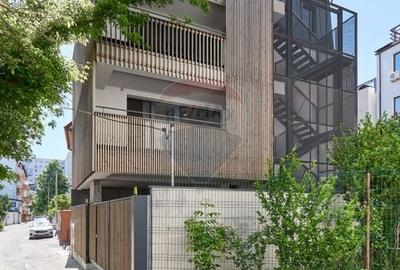 Apartament cu 4 camere semidecomandat în Dorobanți - 1