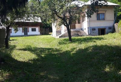 Casă cu 4 camere în Glodu (Călinești) - 3