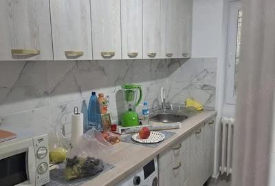 Apartament cu 2 camere decomandat în Gorjului