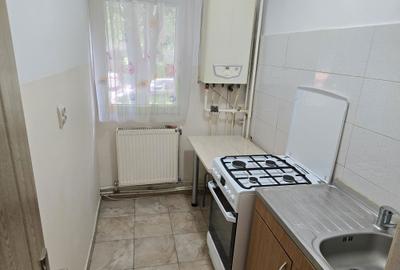 Casă cu 1 camere decomandat în Energiei - 1