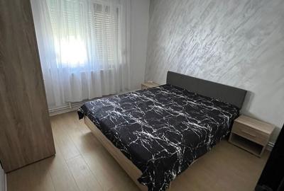 Apartament cu 3 camere semidecomandat în Central - 4