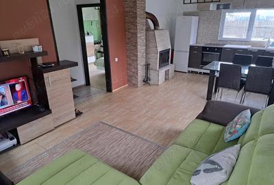 Casă cu 2 camere cu Teren 864 Mp în Central - 3