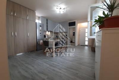 Apartament 2 camere, decomandat, de inchiriat, spatios, Zona Fratelia.