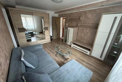 Apartament cu 2 camere semidecomandat în Central - 1