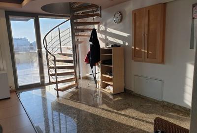 SPATII DE BIROURI LUX, PIATA ROMANA - 18