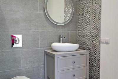 Apartament cu 2 camere decomandat în Ultracentral