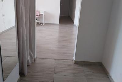 Apartament cu 3 camere semidecomandat în Alexandru Obregia - 4