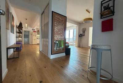 Apartament cu 4 camere decomandat, mobilat în Central - 1