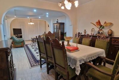 Casă cu 5 camere cu Teren 387 Mp în Coiciu - 4